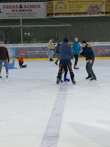 Gruppe Eis 2